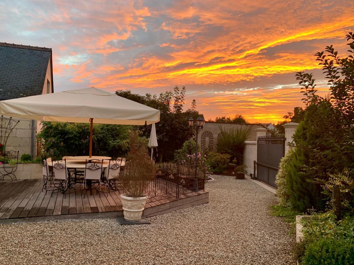 L'Ange Est Reveur Bed & Breakfast Langeais Exterior photo