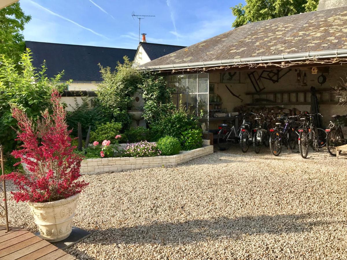 L'Ange Est Reveur Bed & Breakfast Langeais Exterior photo